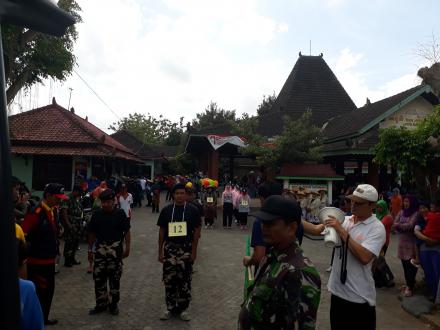 Gerak jalan dalam rangka Rangkaian Hari jadi Desa Sitimulyo