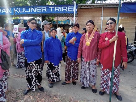 Pemerintah Kalurahan Sitimulyo Ikut Memeriahkan Kirab Budaya HUT Bantul ke 192